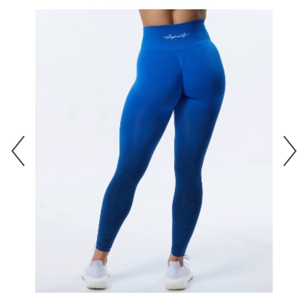 Limited edition Alphalete leggings size medium, worn once for photoshoot